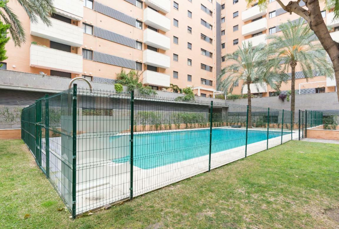 Keywise Perfect Location Next To Maria Zambrano Station, Central , Beach ,Pool And Free Parking Málaga Extérieur photo